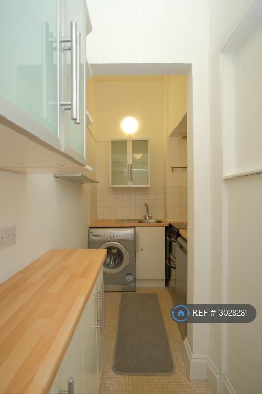 Apartment in Glasgow - More