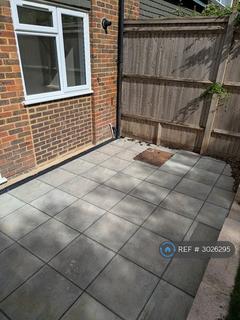 4 bedroom terraced house to rent, Normington Close, London, SW16