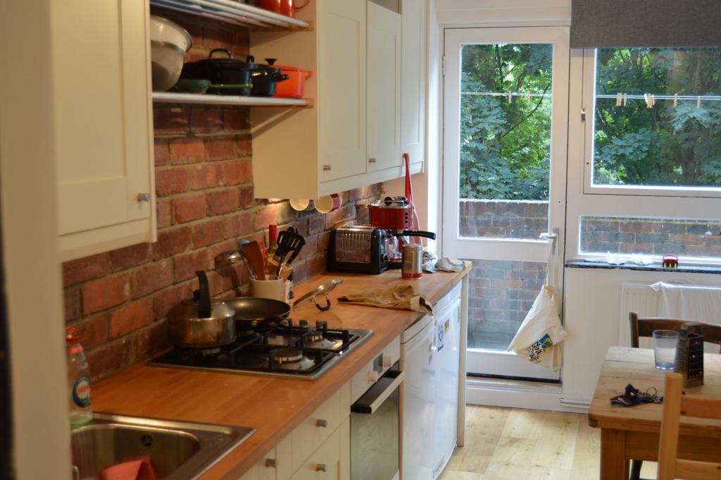 Apartment in London - View 4