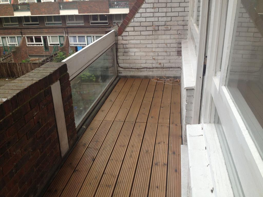 Apartment in London - View 5