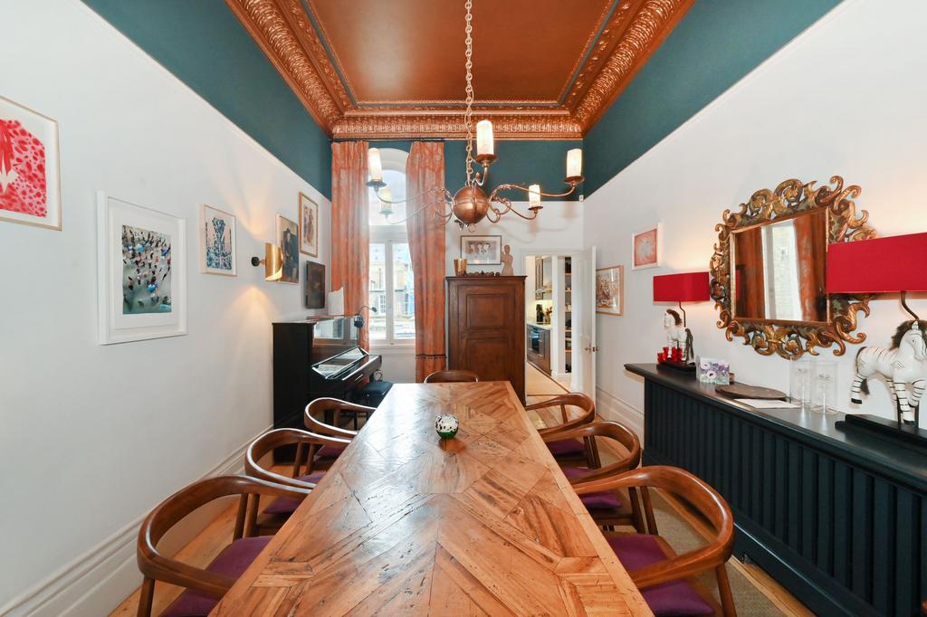 Apartment in London - View 5
