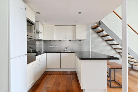 4 bedroom apartment to rent, Peterborough Road, SW6