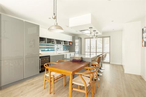 4 bedroom terraced house for sale, Knightly Avenue, Cambridge, Cambridgeshire, CB2