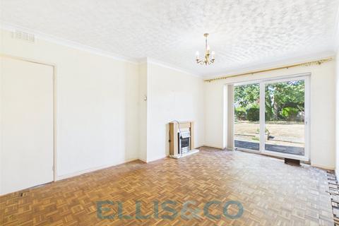2 bedroom bungalow for sale, Cranford Road, Tonbridge, Kent, TN10