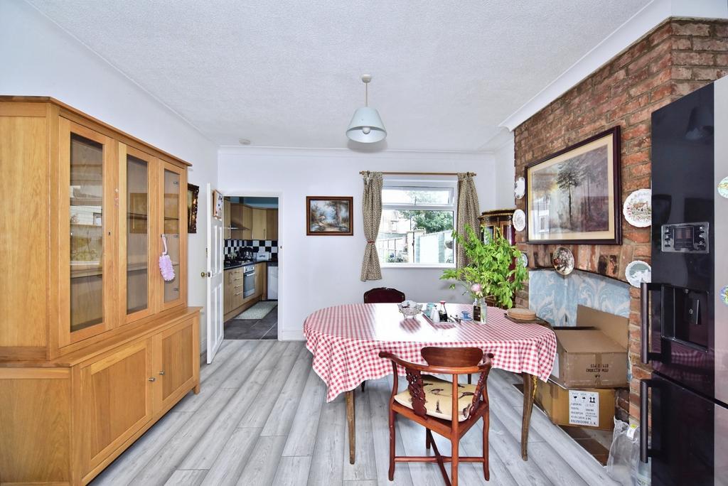 House in Maidstone, Kent - View 2