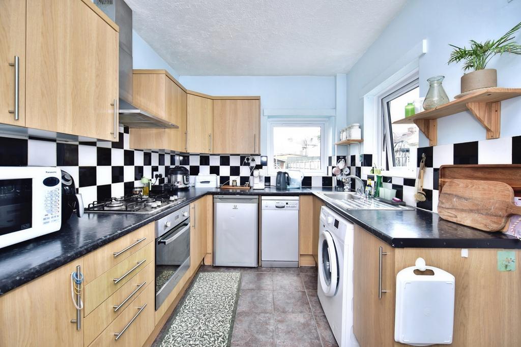 House in Maidstone, Kent - View 3