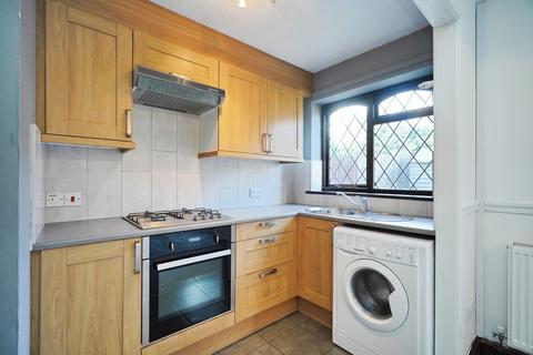 2 bedroom terraced house for sale, Cedar Close, Ashby-de-la-Zouch, Leicestershire, LE65