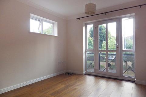 2 bedroom apartment for sale, Coy Court, Aylesbury HP20