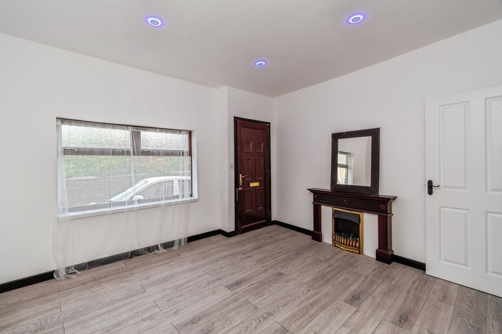 House in Walsall - View 5