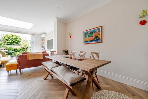 4 bedroom semi-detached house for sale, Portmore Park Road, Weybridge, KT13