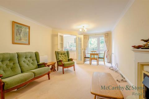 1 bedroom apartment for sale, St Rumbolds Court, Buckingham Road, Brackley