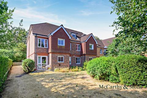 2 bedroom apartment for sale, St Rumbolds Court, Buckingham Road, Brackley, Northamptonshire, NN13 7BF