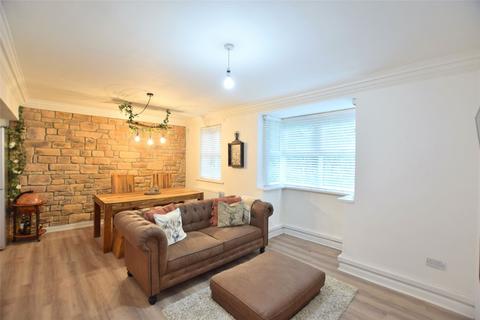 2 bedroom flat to rent, Front Street, Burnopfield, NE16
