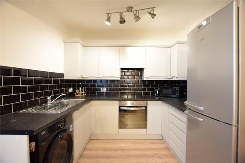 2 bedroom flat to rent, Front Street, Burnopfield, NE16