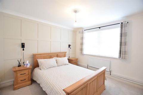 2 bedroom flat to rent, Front Street, Burnopfield, NE16
