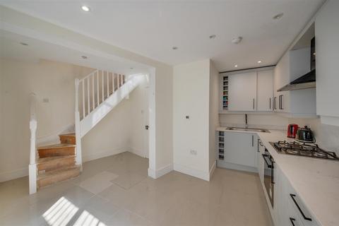 undefined, Prout Grove, Neasden, London