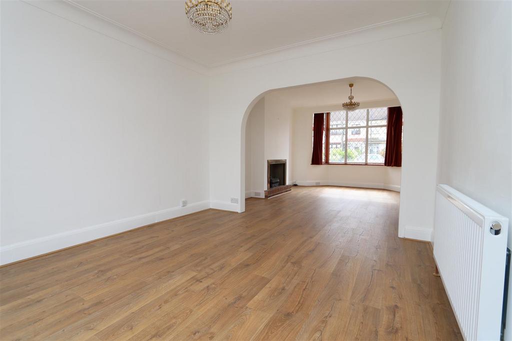 House in London - View 2