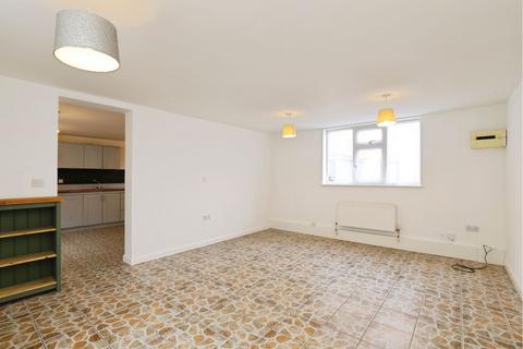 3 bedroom terraced house for sale, Harvest Court, Bourne, PE10