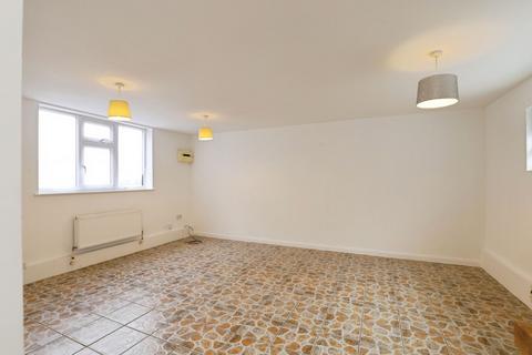 3 bedroom terraced house for sale, Harvest Court, Bourne, PE10