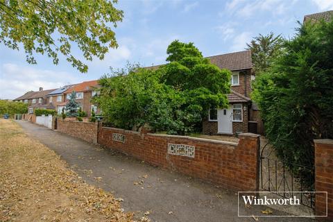 Stanborough Avenue, Borehamwood, Hertfordshire, WD6