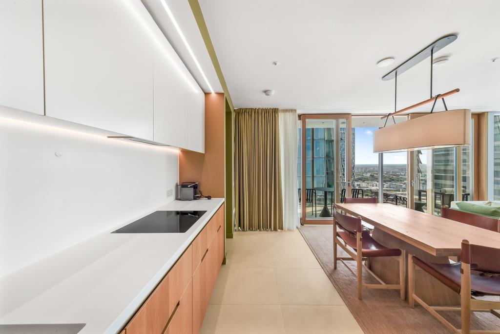 Apartment in London - More