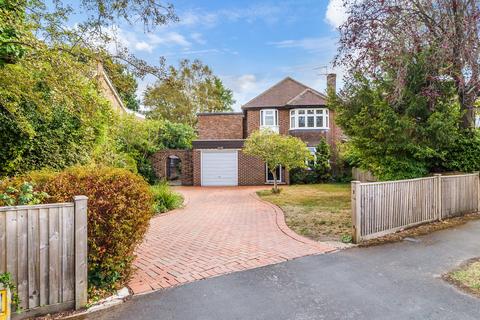 4 bedroom detached house for sale, Crutchfield Lane, Walton-on-Thames, KT12