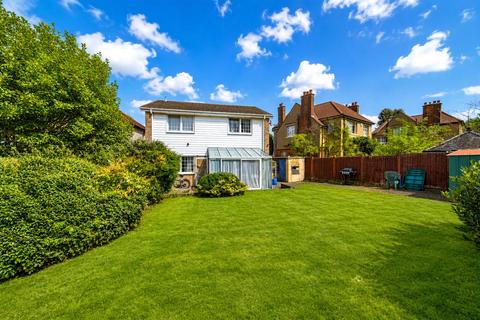 5 bedroom detached house for sale, Alexandra Crescent, Bromley