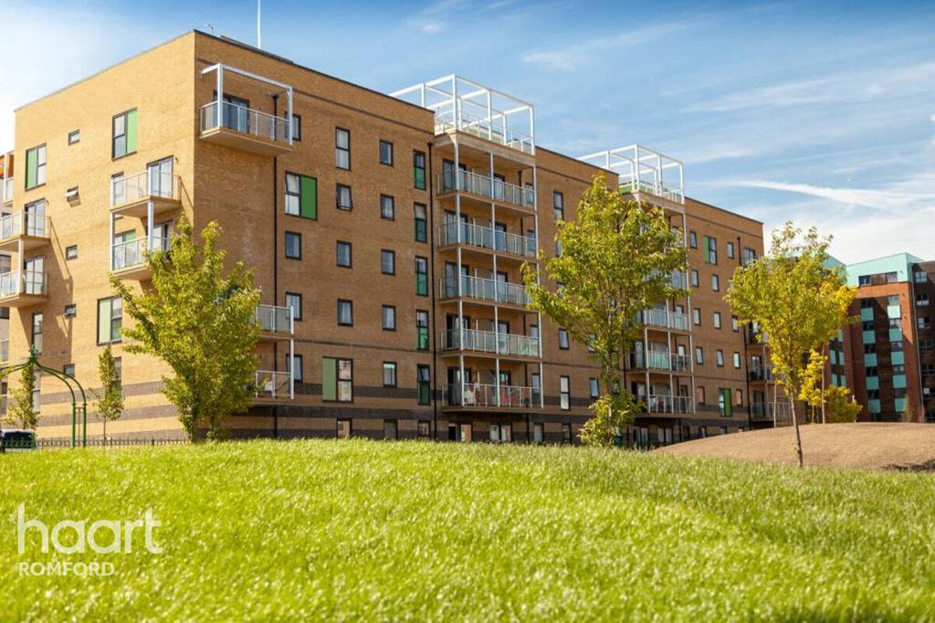 Apartment in ROMFORD - View 2