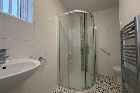 3 bedroom terraced house to rent, Falkirk Close, Bransholme, Hull