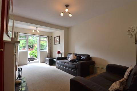 3 bedroom house for sale, Rectory Road, Farnborough GU14