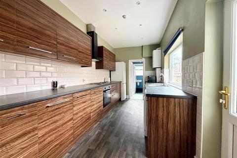 5 bedroom terraced house for sale, Vyner Street, Off Haxby Road