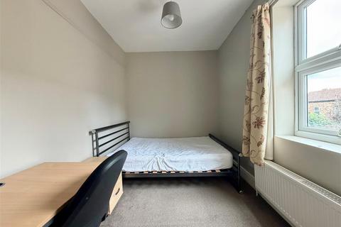 5 bedroom terraced house for sale, Vyner Street, Off Haxby Road