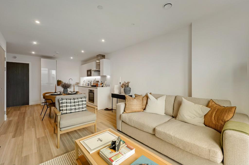 Apartment in Greater Manchester - View 3