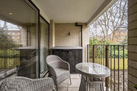 undefined, The Avenue, London, NW6