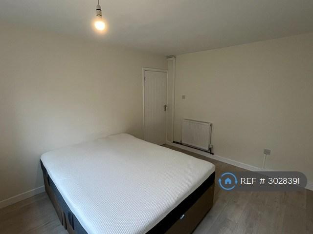 Apartment in Nottingham - View 5