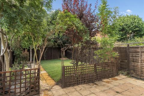 undefined, Walm Lane, London, NW2