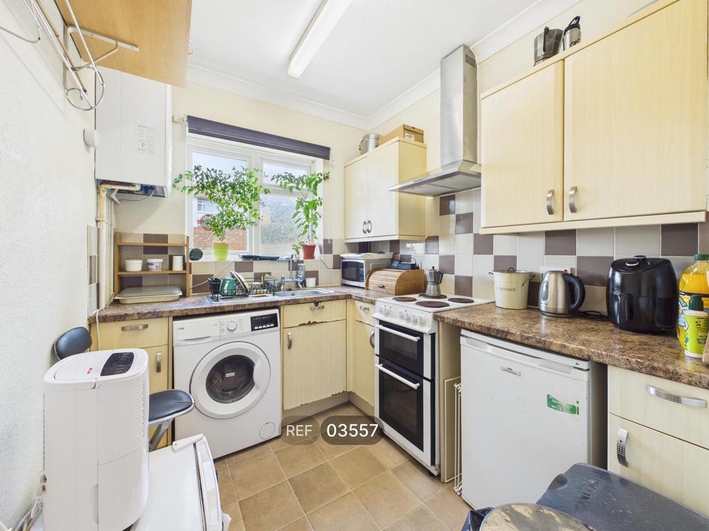 Apartment in Brighton - View 4