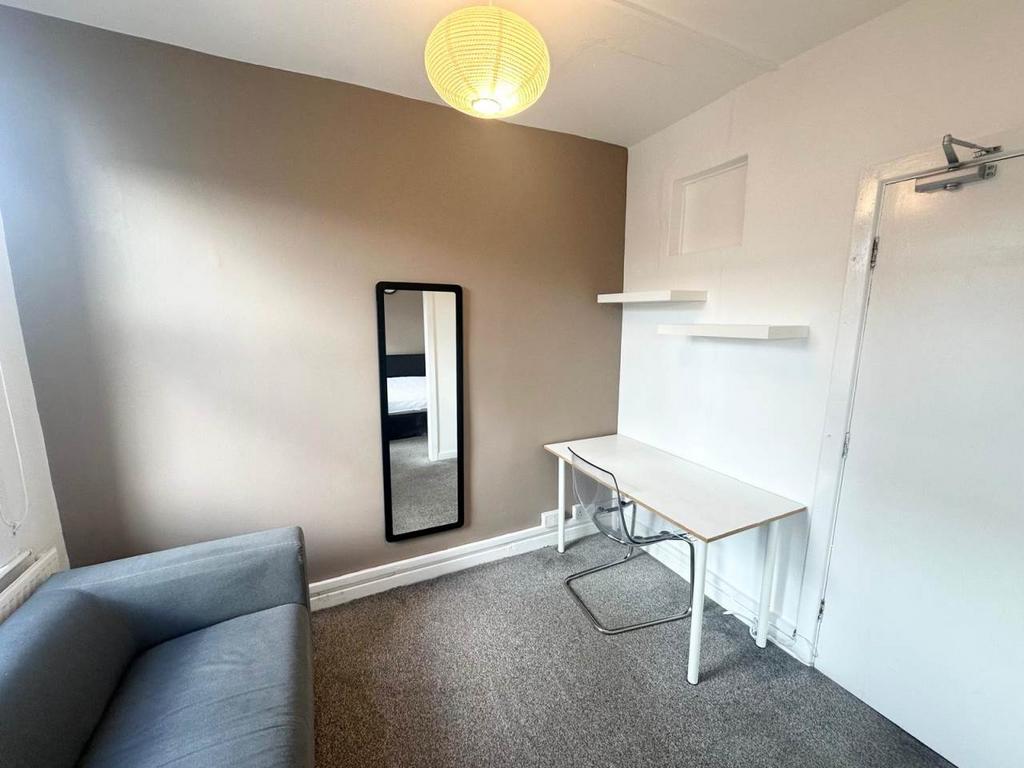 House in West Yorkshire - View 4