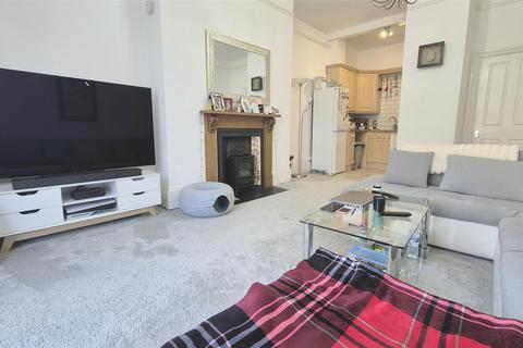 2 bedroom apartment to rent, Clarendon Road, Southsea