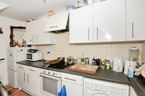 1 bedroom end of terrace house for sale, Westfield Walk, High Wycombe