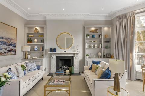 3 bedroom flat for sale, Tite Street, London SW3