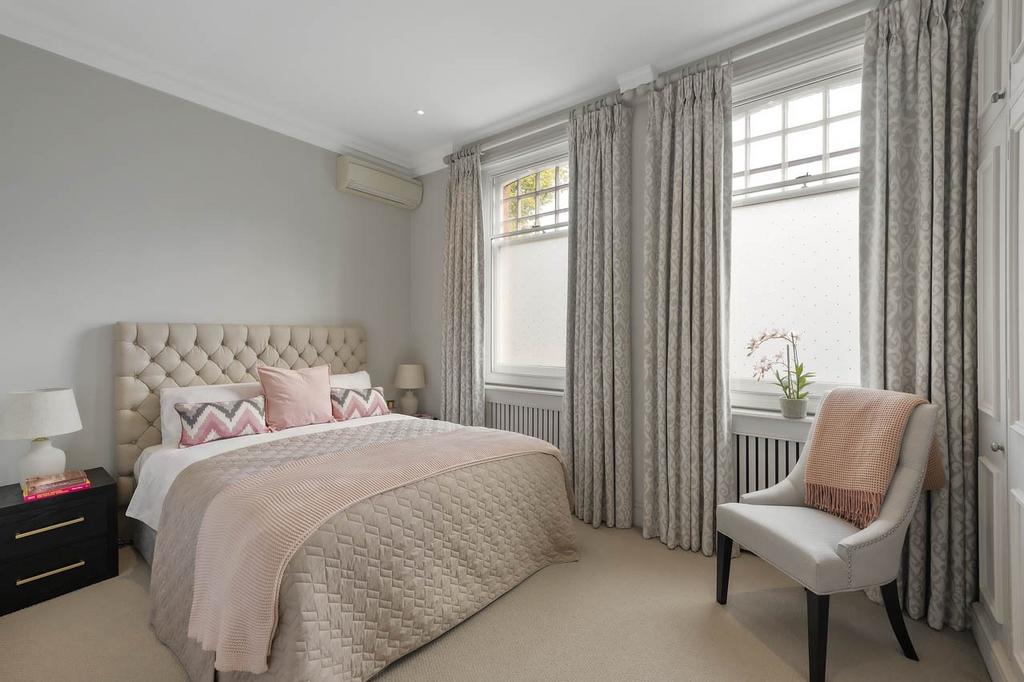 House in London - More