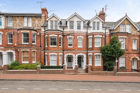 2 bed flat/apartment for rent in Guildford Road, Tunbridge Wells, Kent, TN1