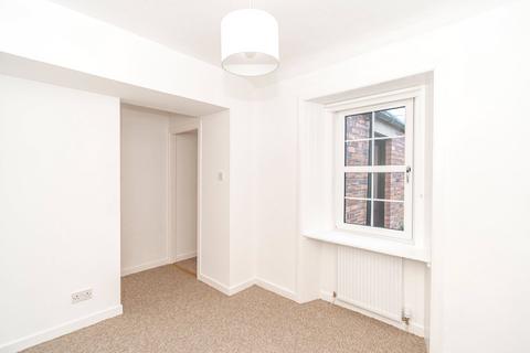 3 bedroom detached house to rent, Kirkgate, Currie, Edinburgh