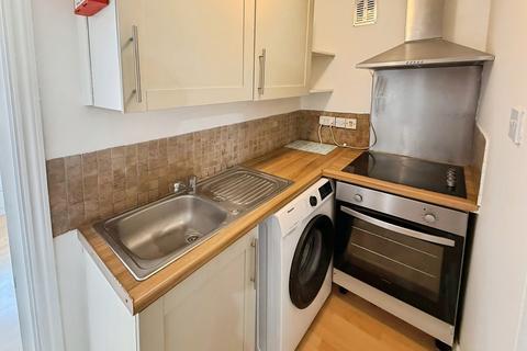 1 bedroom flat to rent, Tilehurst Road, Reading, Berkshire, RG1