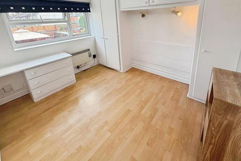 1 bedroom flat to rent, Tilehurst Road, Reading, Berkshire, RG1