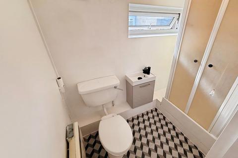 1 bedroom flat to rent, Tilehurst Road, Reading, Berkshire, RG1