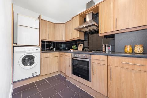 2 bedroom flat for sale, Croxted Road, SE21
