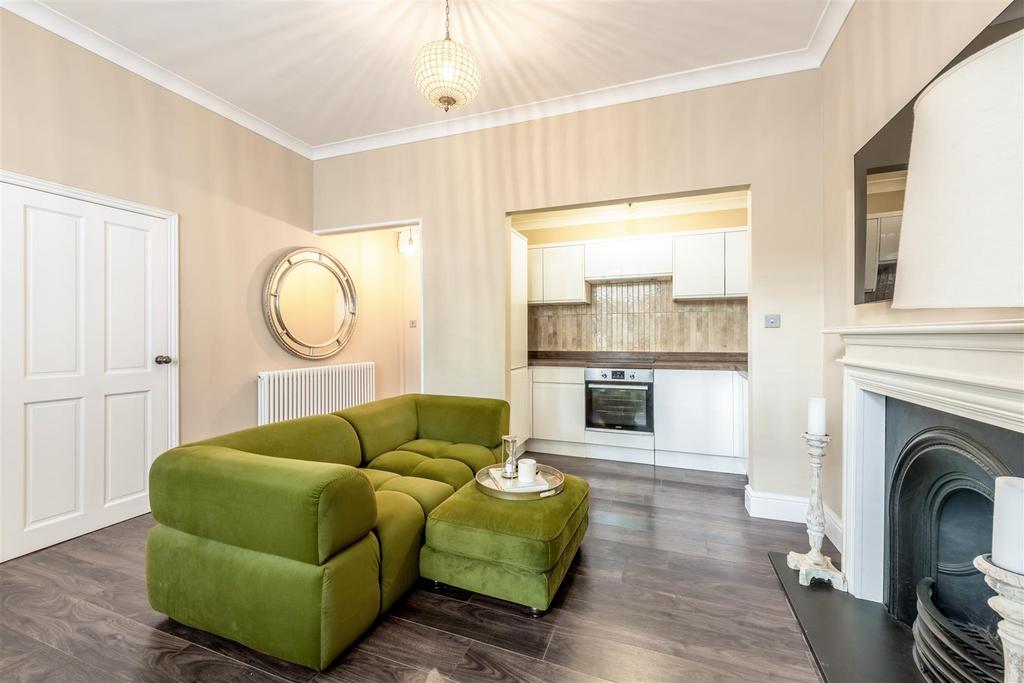 Apartment in Hove, Brunswick - View 5
