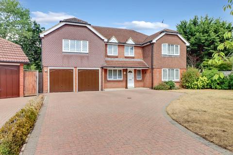 5 bedroom detached house for sale, Barrington Close, Earley